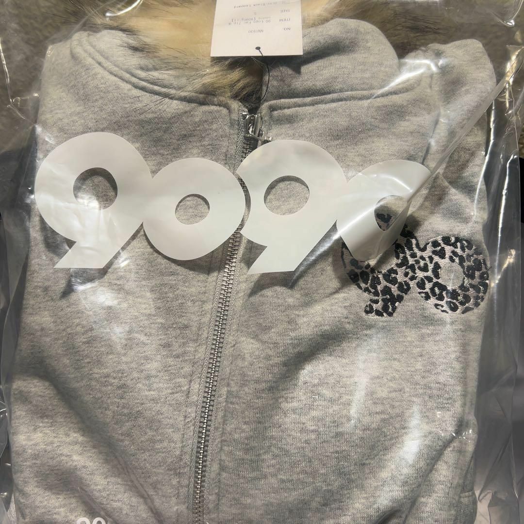 9090 girl 90 Logo Far Zip Hoodie grayの通販 by チョロ's shop 9090 girl 90 Logo Far Zip Hoodie grayの通販 by チョロ's shop