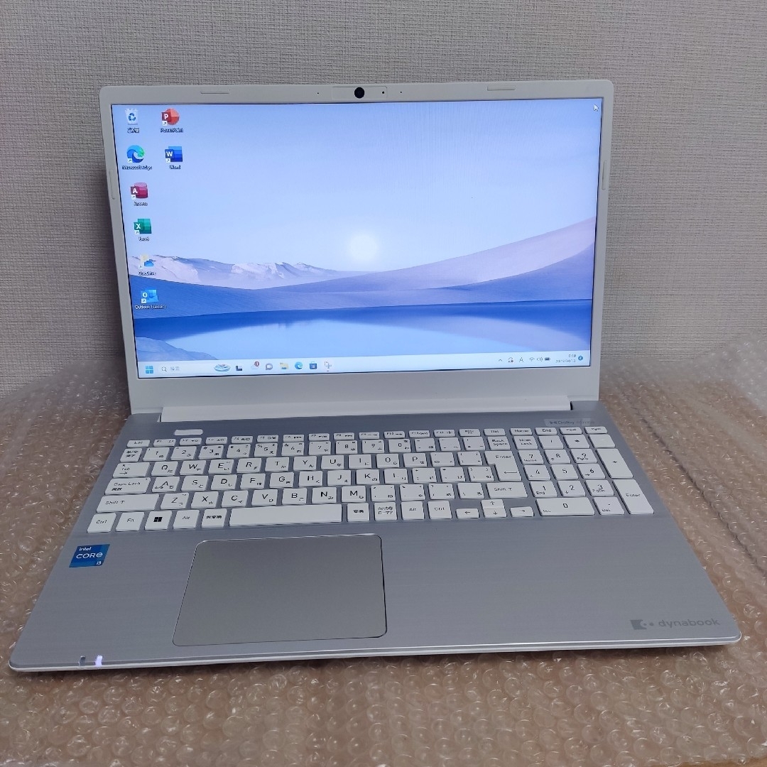 美品13世代intel2023年製/16GB/SSD512/officeの通販 by Xeon愛好 美品13世代intel2023年製/16GB/SSD512/officeの通販 by Xeon愛好