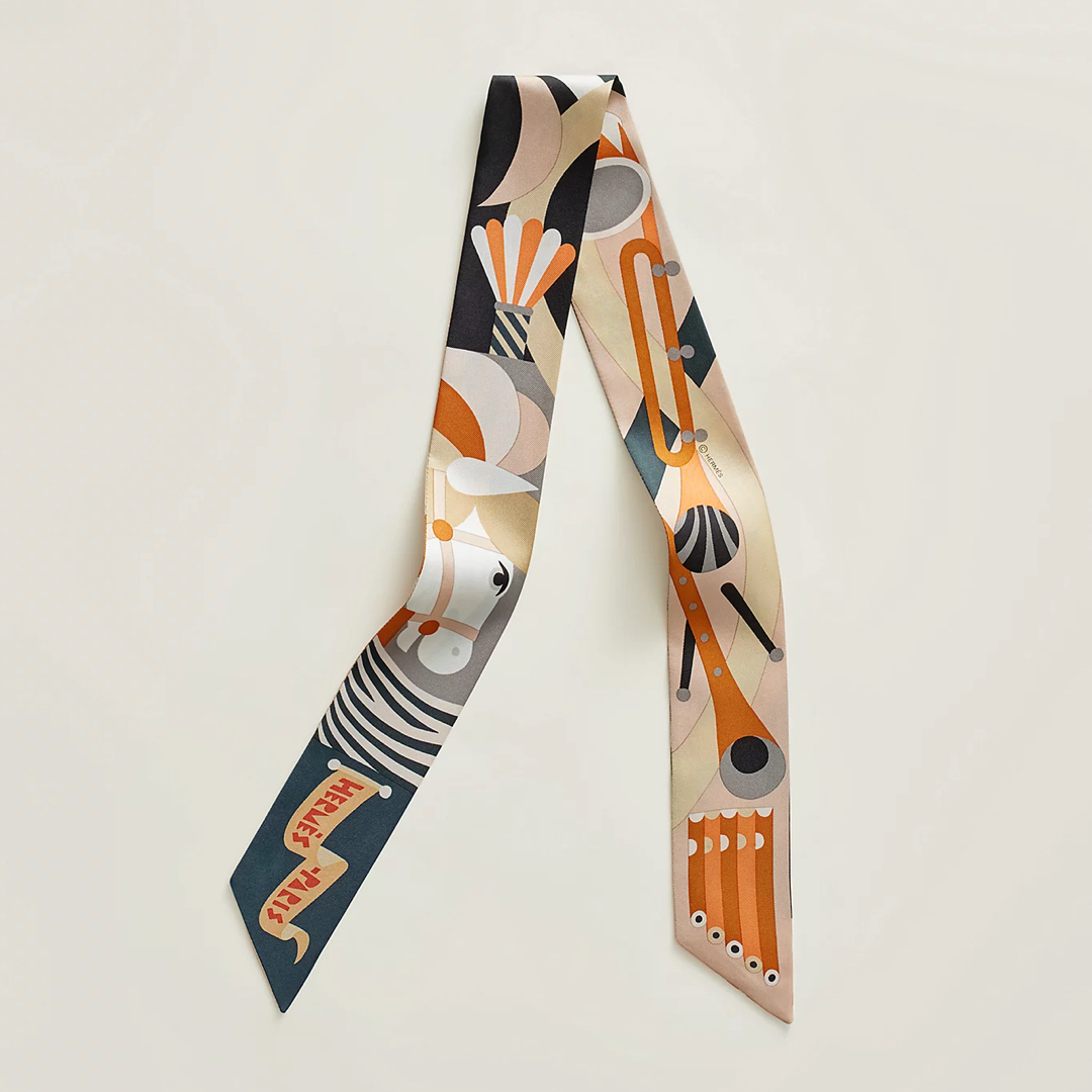 HERMES - 新品未使用 タグ付き エルメス ツイリー 《パラード HERMES - 新品未使用 タグ付き エルメス ツイリー 《パラード
