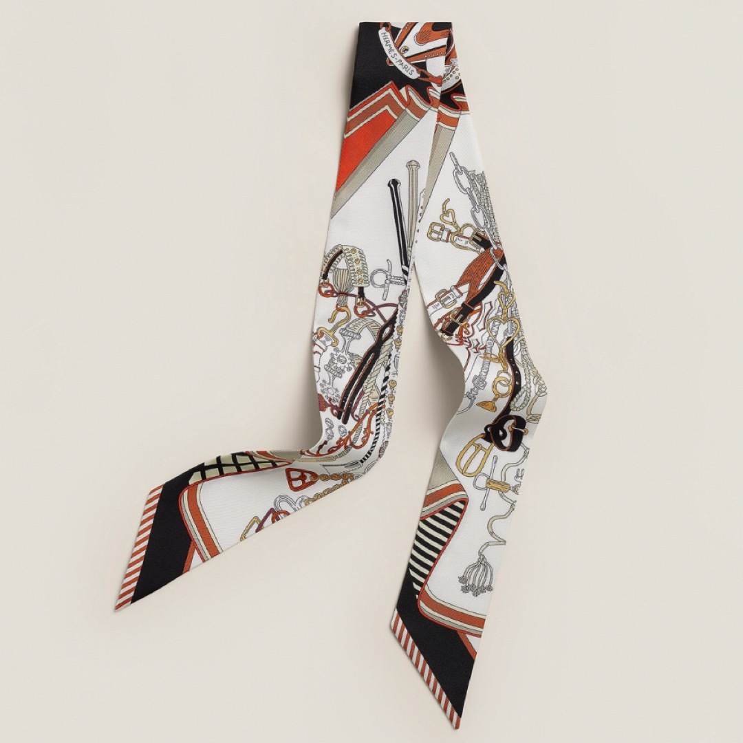 HERMES - 新品未使用 エルメス ツイリー 鞍職人の花束の通販 by HERMES - 新品未使用 エルメス ツイリー 鞍職人の花束の通販 by