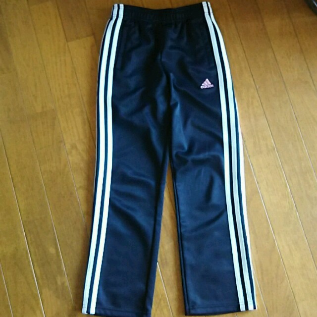 adidas(アディダス)のadidas上下set キッズ/ベビー/マタニティのキッズ服女の子用(90cm~)(ジャケット/上着)の商品写真