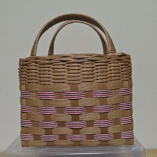 クラフトバンドカゴ　手提げバッグ　エコクラフト　ハンドメイド(かごバッグ/ストローバッグ)