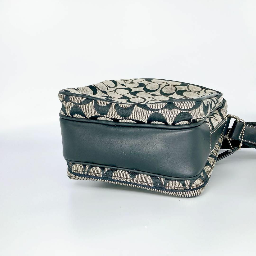 COACH - 美品 COACH コーチ ショルダーバッグ シグネチャー COACH - 美品 COACH コーチ ショルダーバッグ シグネチャー