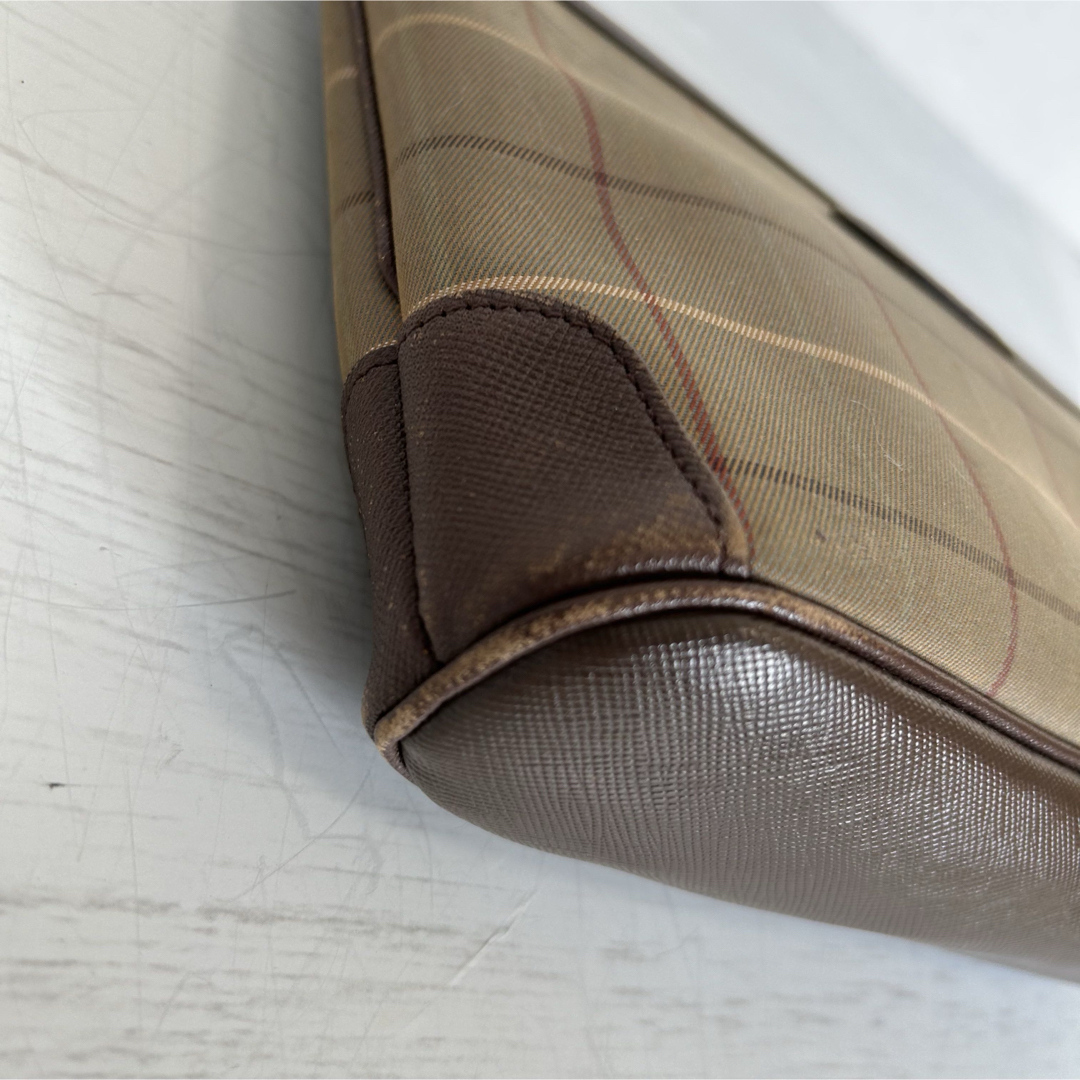 BURBERRY - Burberrys バーバリーズ レディース メンズ クラッチ BURBERRY - Burberrys バーバリーズ レディース メンズ クラッチ