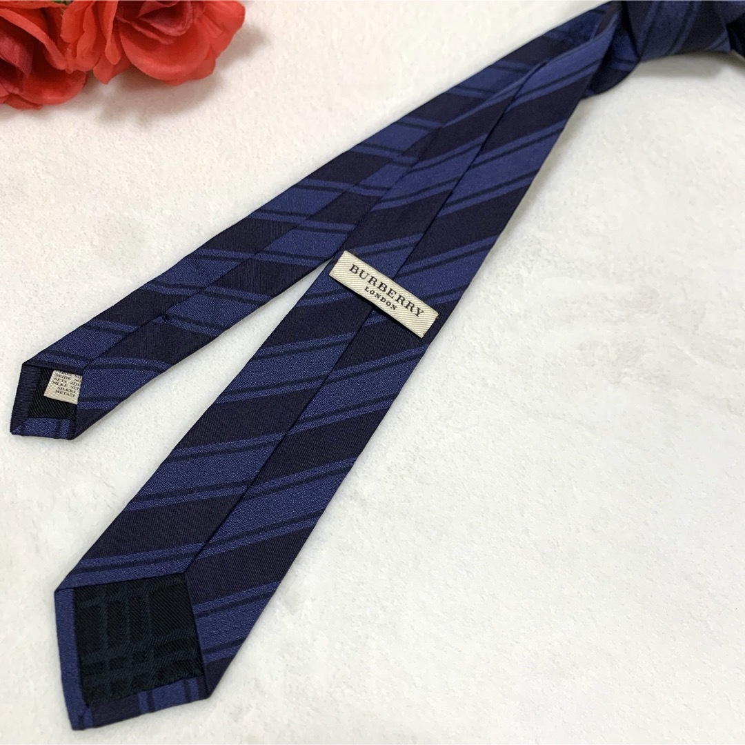 BURBERRY - 美品 BURBERRY バーバリー ネクタイ ナロータイ BURBERRY - 美品 BURBERRY バーバリー ネクタイ ナロータイ