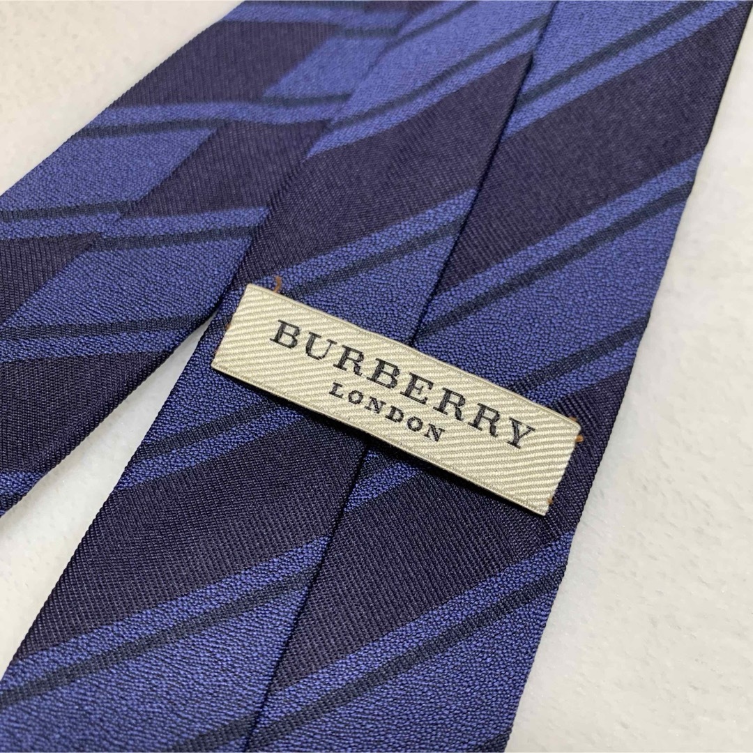 BURBERRY - 美品 BURBERRY バーバリー ネクタイ ナロータイ BURBERRY - 美品 BURBERRY バーバリー ネクタイ ナロータイ