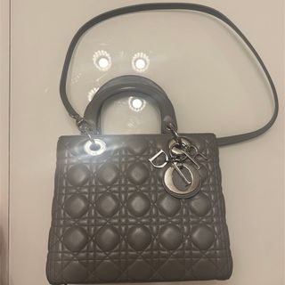 Christian Dior(ハンドバッグ ・ グレー/灰色系)のフリマ Christian Dior(ハンドバッグ ・ グレー/灰色系)のフリマ