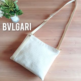 BVLGARI - 美品 ブルガリ ロゴマニア ショルダーバッグ BVLGARI - 美品 ブルガリ ロゴマニア ショルダーバッグ