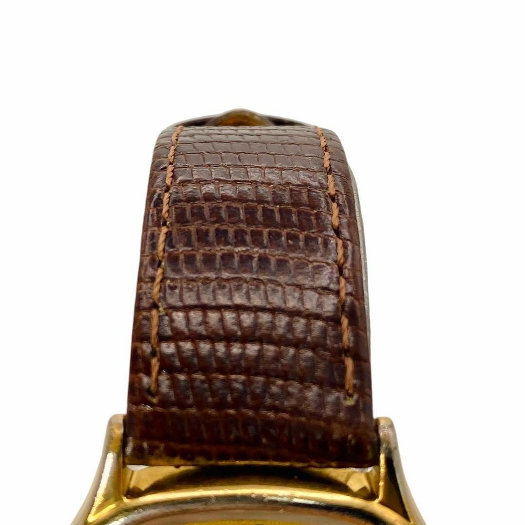 BURBERRY - BURBERRY ゴールド スクエア クォーツ メンズ腕時計 BURBERRY - BURBERRY ゴールド スクエア クォーツ メンズ腕時計