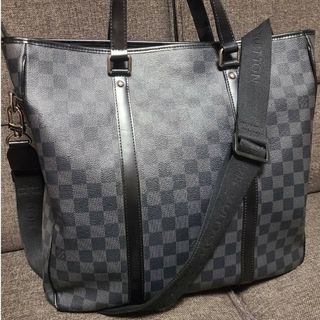 LOUIS VUITTON(トートバッグ ・ ブラック/黒色系)のフリマ LOUIS VUITTON(トートバッグ ・ ブラック/黒色系)のフリマ