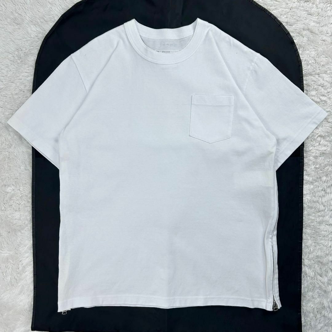sacai - 【定番モデル】サカイ☆バックロゴTシャツ サイドジップ sacai - 【定番モデル】サカイ☆バックロゴTシャツ サイドジップ