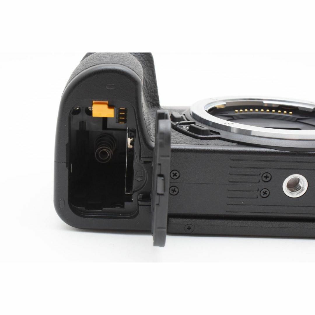 Nikon - 新品級 ニコン Z30 ショット数 470枚 バッテリー新品 Nikon - 新品級 ニコン Z30 ショット数 470枚 バッテリー新品