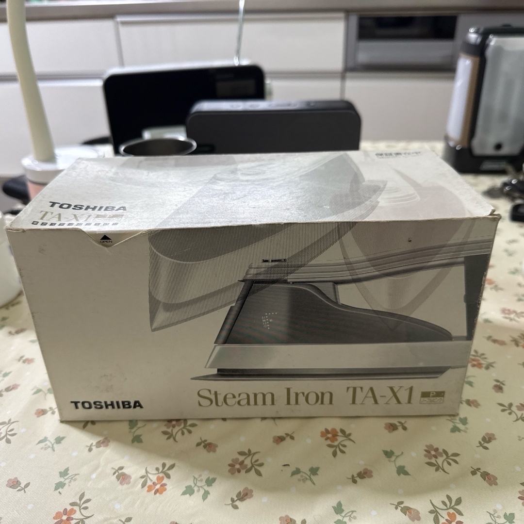 東芝 - TOSHIBA レトロ スチームアイロン TA-X1の通販 by Ueda 東芝 - TOSHIBA レトロ スチームアイロン TA-X1の通販 by Ueda