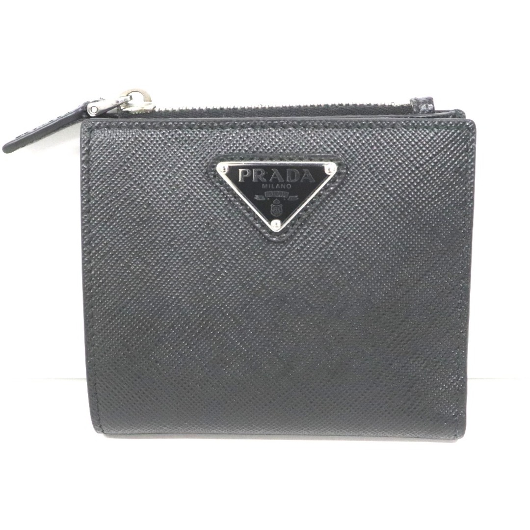 PRADA - プラダ コンパクト財布 サフィアーノトライアングル 二 PRADA - プラダ コンパクト財布 サフィアーノトライアングル 二