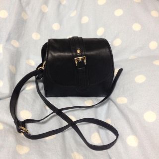 フォーエバートゥエンティーワン(FOREVER 21)のフェイクレザーミニポシェット☆(ショルダーバッグ)