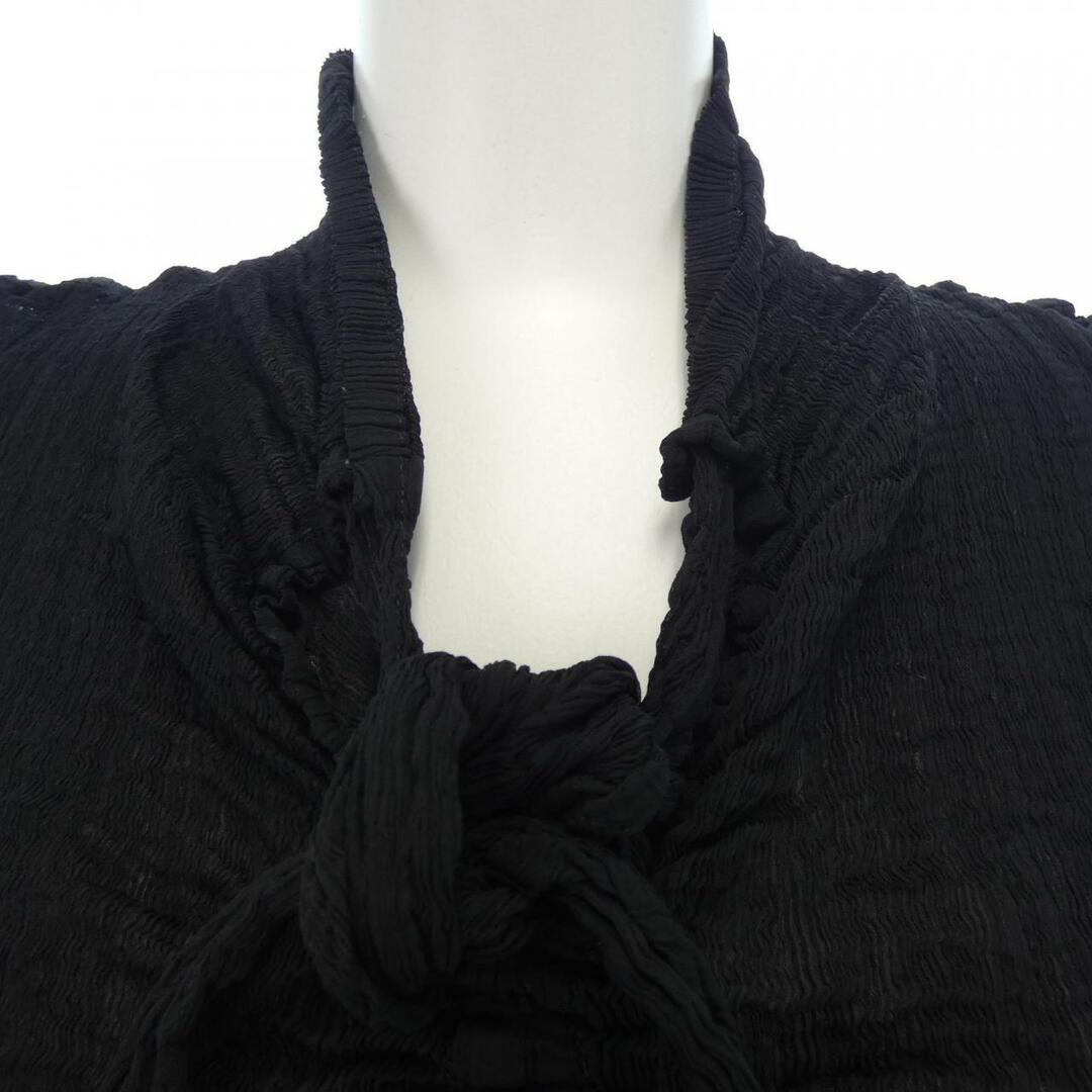 ISSEY MIYAKE - ミーイッセイミヤケ me ISSEY MIYAKE トップスの ISSEY MIYAKE - ミーイッセイミヤケ me ISSEY MIYAKE トップスの