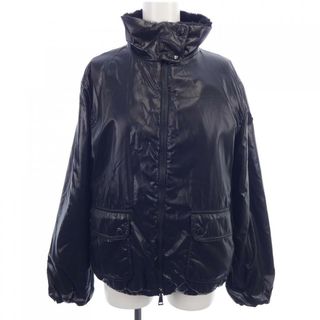 Artemis MONCLERのフリマアイテム一覧 Artemis MONCLERのフリマアイテム一覧