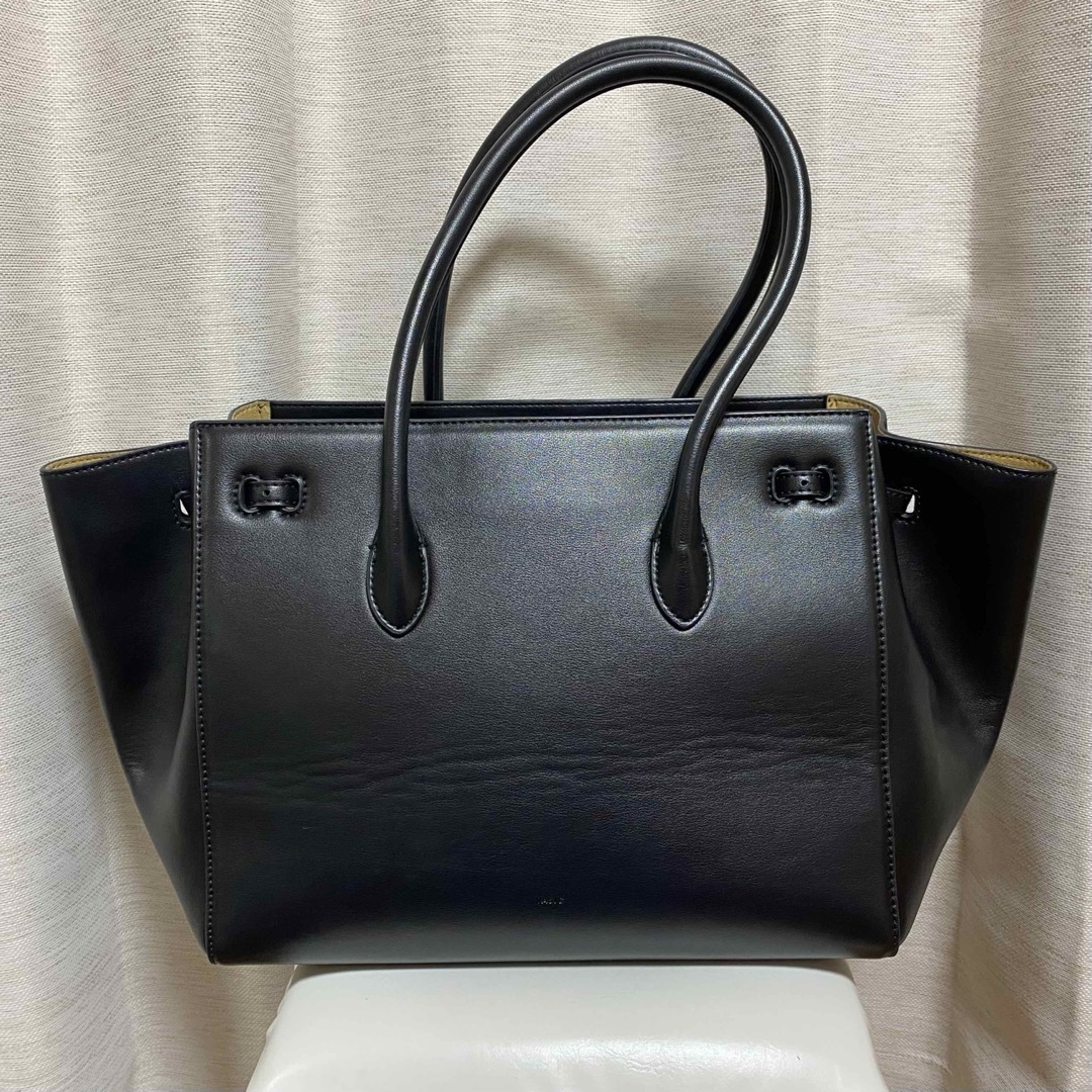 VASIC - 大人気【VASIC】GABI ハンドバッグ 黒の通販 by shop VASIC - 大人気【VASIC】GABI ハンドバッグ 黒の通販 by shop