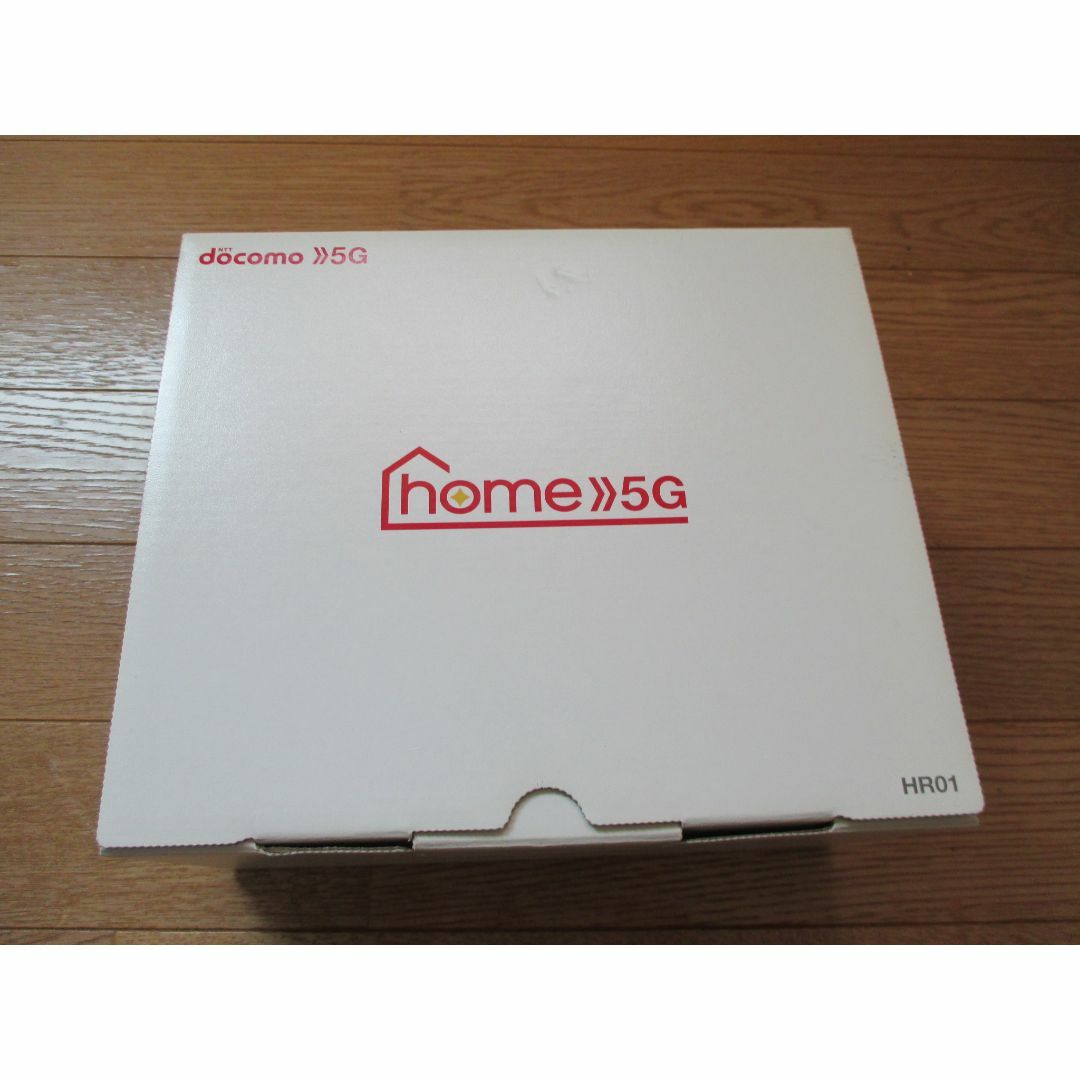 SHARP(シャープ)のdocomo home 5G HR01 ダークグレー スマホ/家電/カメラのPC/タブレット(PC周辺機器)の商品写真
