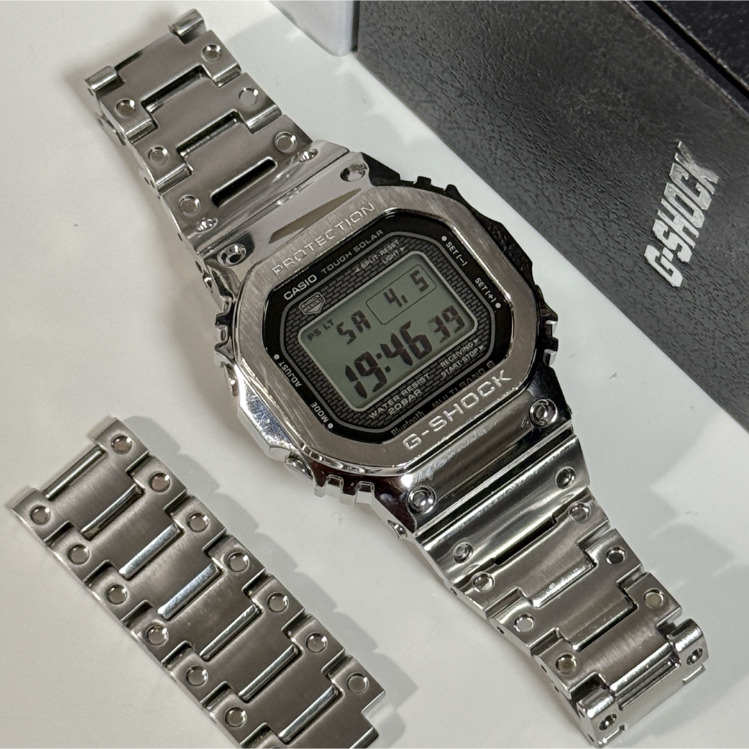 CASIO G-SHOCK GMW-B5000D-1JF フルメタル