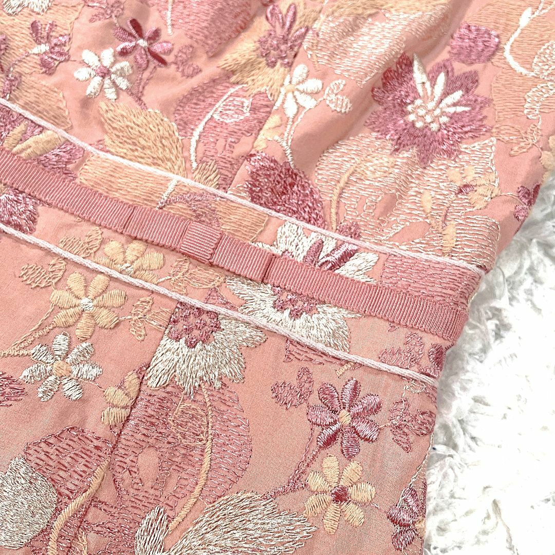 TOCCA - 良品✨ TOCCA 花柄刺繍 ノースリーブワンピース 2 M TOCCA - 良品✨ TOCCA 花柄刺繍 ノースリーブワンピース 2 M