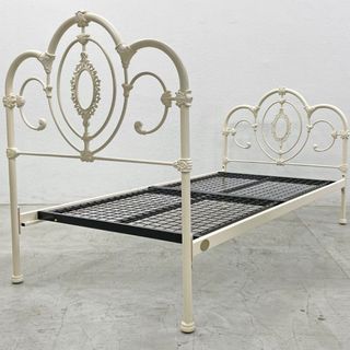 LAURA ASHLEY - サマセット ベッドフレーム シングルの通販 by LAURA ASHLEY - サマセット ベッドフレーム シングルの通販 by