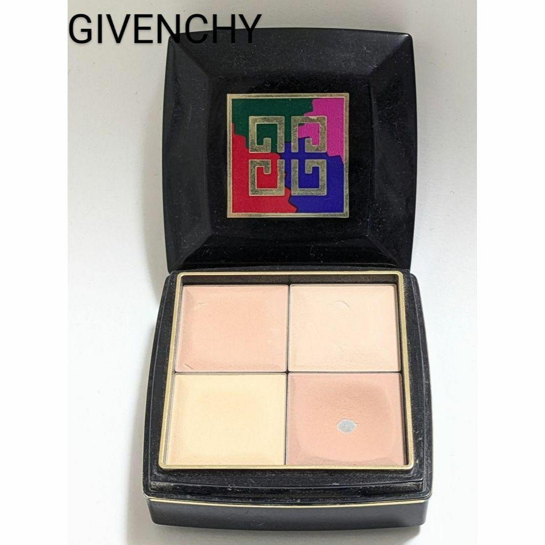 GIVENCHY - GIVENCHY(ジバンシイ)フェイスパウダーの通販 by GIVENCHY - GIVENCHY(ジバンシイ)フェイスパウダーの通販 by