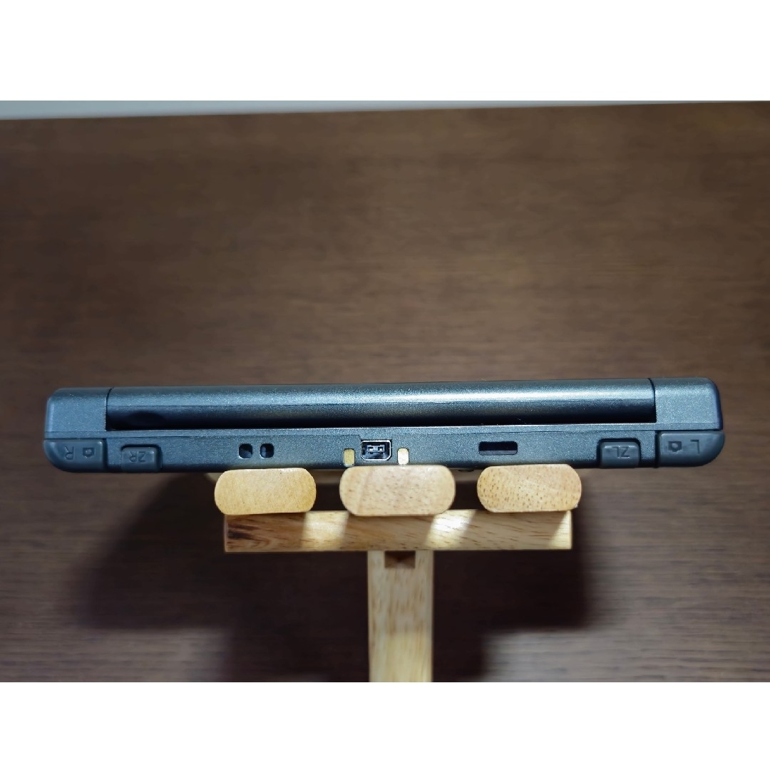 Newニンテンドー3DS LL メタリックブラック ポケモンムーン付の Newニンテンドー3DS LL メタリックブラック ポケモンムーン付の