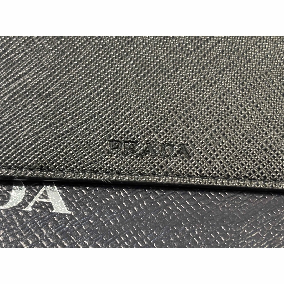 PRADA - 【極美品】プラダ PRADA カードケース パスケースの通販 PRADA - 【極美品】プラダ PRADA カードケース パスケースの通販