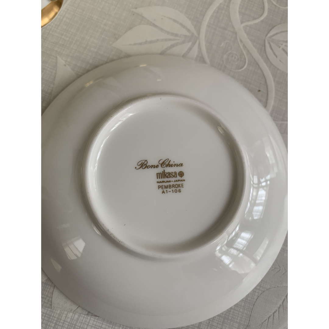 NARUMI - ボーンチャイナ MIKASA カップ フルーツ皿 6客セット NARUMI - ボーンチャイナ MIKASA カップ フルーツ皿 6客セット