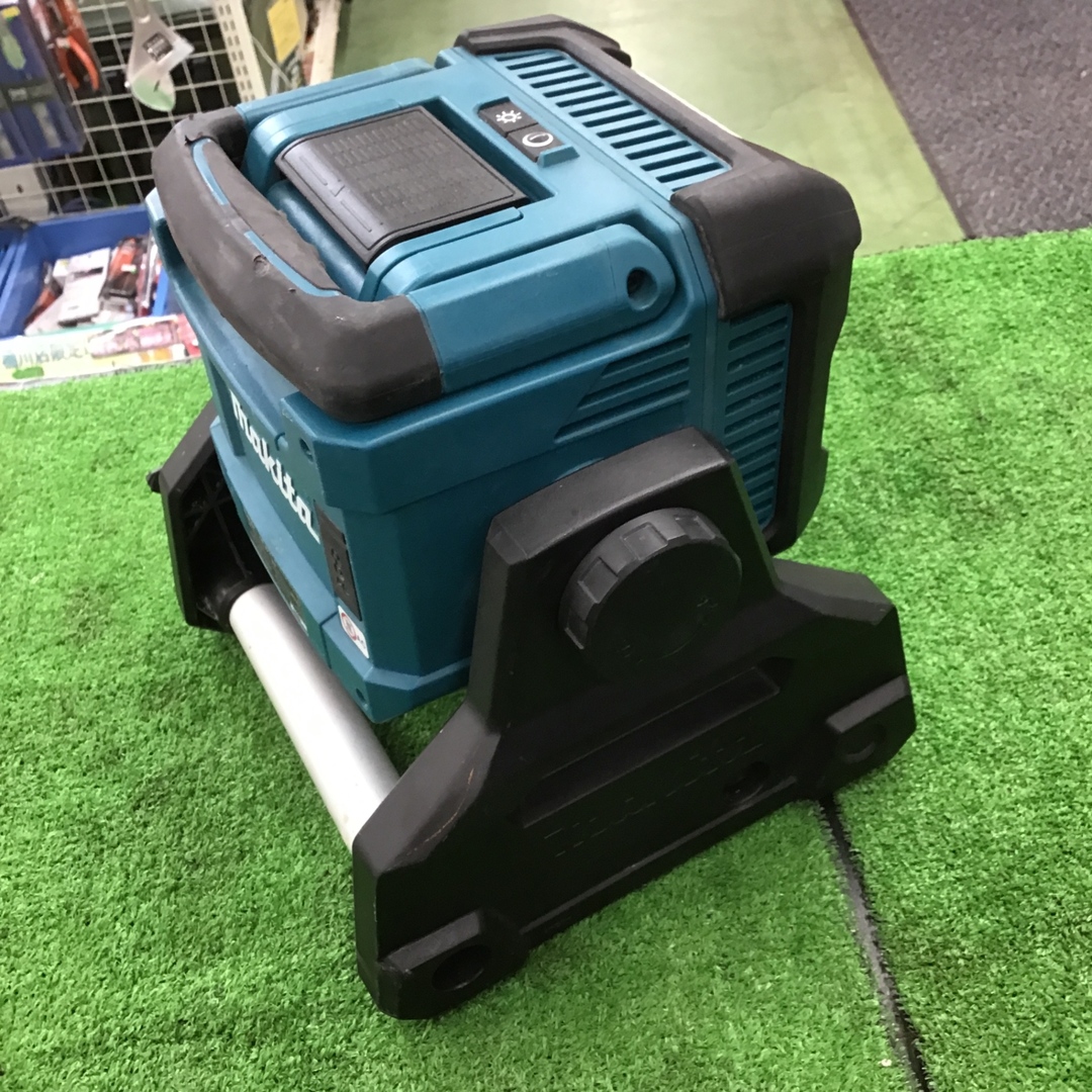 ☆マキタ(makita) コードレススタンドライト ML811【桶川店】の ☆マキタ(makita) コードレススタンドライト ML811【桶川店】の