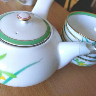 香蘭社 - 新品!香蘭社 瑠璃×菖蒲×金彩デザイン 小皿・銘々皿 皿 香蘭社 - 新品!香蘭社 瑠璃×菖蒲×金彩デザイン 小皿・銘々皿 皿