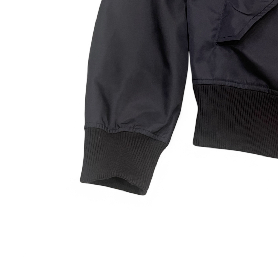 VALENTINO - VALENTINO ロックスタッズ ボンバージャケット MA-1 VALENTINO - VALENTINO ロックスタッズ ボンバージャケット MA-1