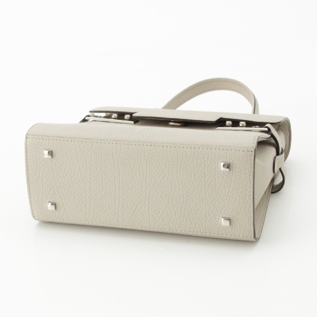 DELVAUX - デルヴォー Tempete タンペート PM クリスピーカーフ DELVAUX - デルヴォー Tempete タンペート PM クリスピーカーフ