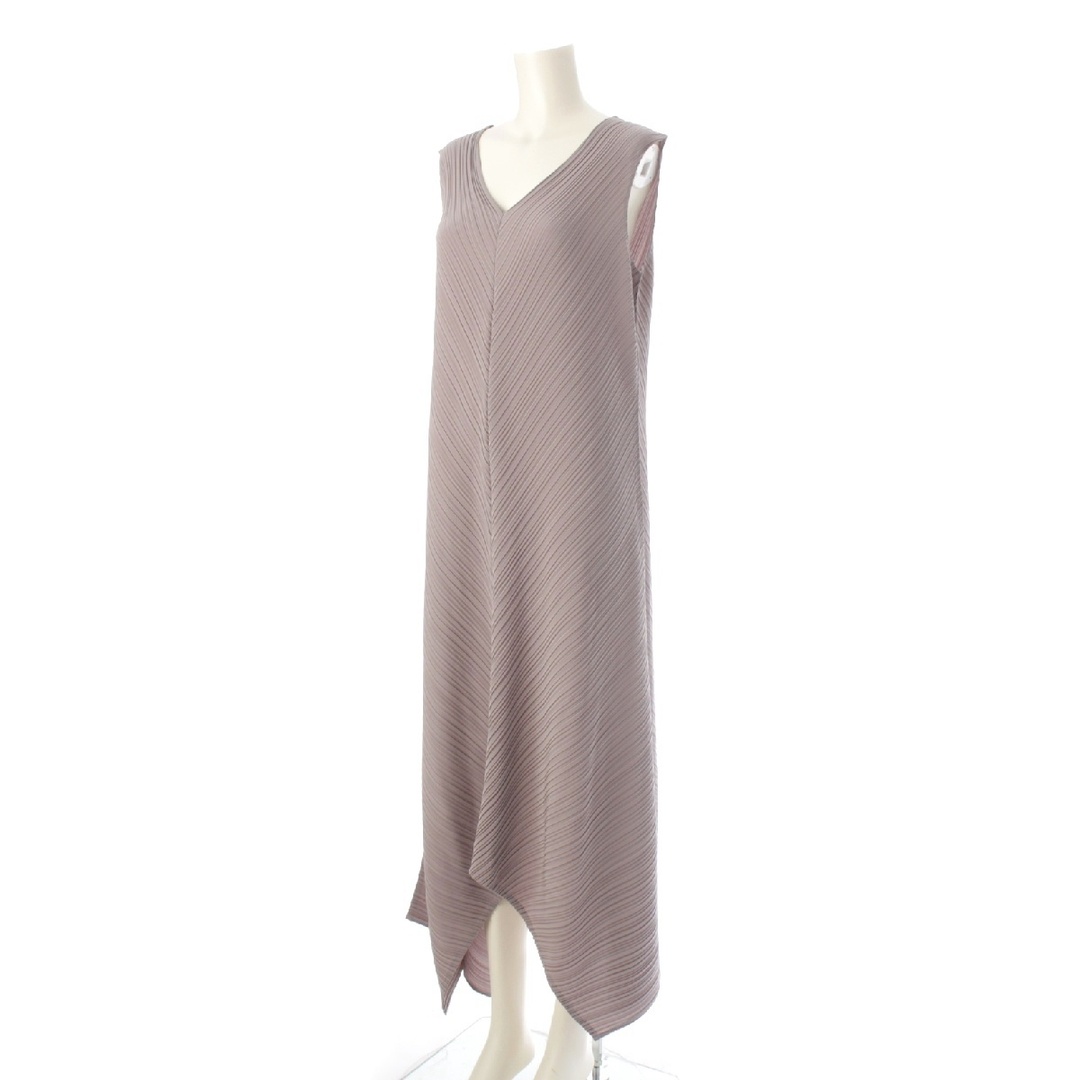 ISSEY MIYAKE - イッセイミヤケ 斜めプリーツ 変形 ワンピース ISSEY MIYAKE - イッセイミヤケ 斜めプリーツ 変形 ワンピース