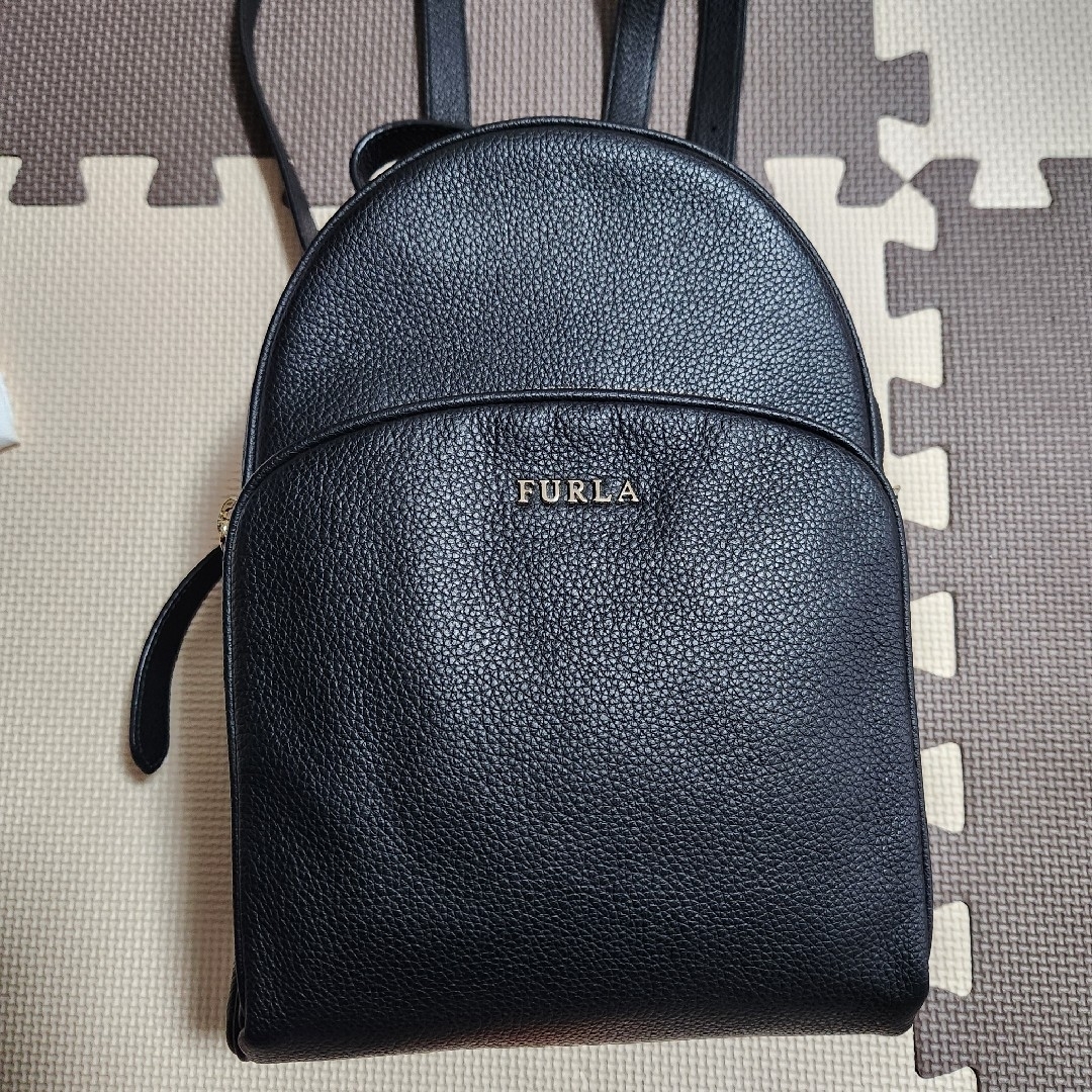 FURLA - FURLA ブラック レザー リュックの通販 by なっちゃん's FURLA - FURLA ブラック レザー リュックの通販 by なっちゃん's