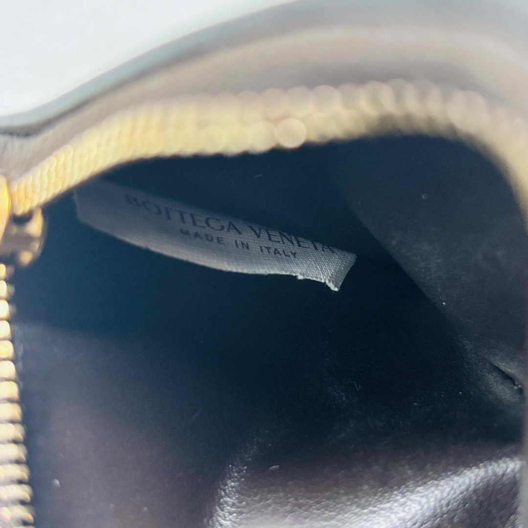 BOTTEGA VENETA - 美品 ボッテガヴェネタ 折り財布 マキシ BOTTEGA VENETA - 美品 ボッテガヴェネタ 折り財布 マキシ