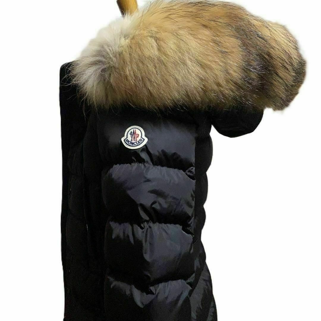 MONCLER - 新品未使用☆MONCLER KHLOE Foxfur ダウンジャケット MONCLER - 新品未使用☆MONCLER KHLOE Foxfur ダウンジャケット