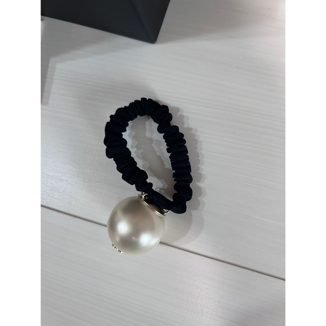 CHANEL - シャネル CHANEL ビッグパール シュシュ ココマーク 美 CHANEL - シャネル CHANEL ビッグパール シュシュ ココマーク 美