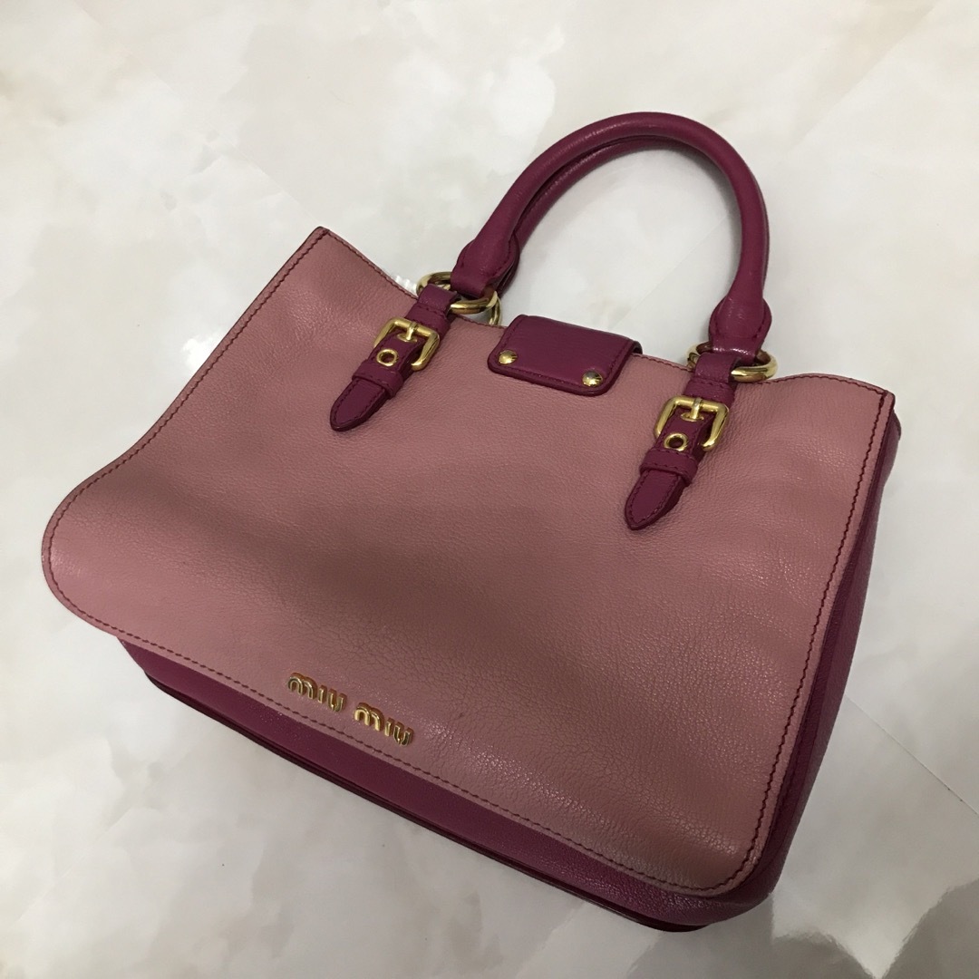 MIU MIU - miumiu バッグ ピンクの通販 by WAKA sister's MIU MIU - miumiu バッグ ピンクの通販 by WAKA sister's