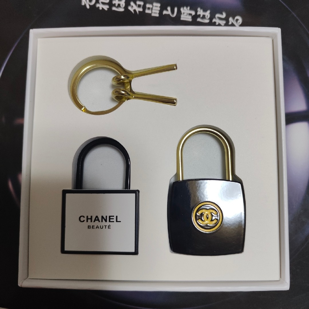 CHANEL - CHANEL シャネル ノベルティ キーホルダー カデナの CHANEL - CHANEL シャネル ノベルティ キーホルダー カデナの