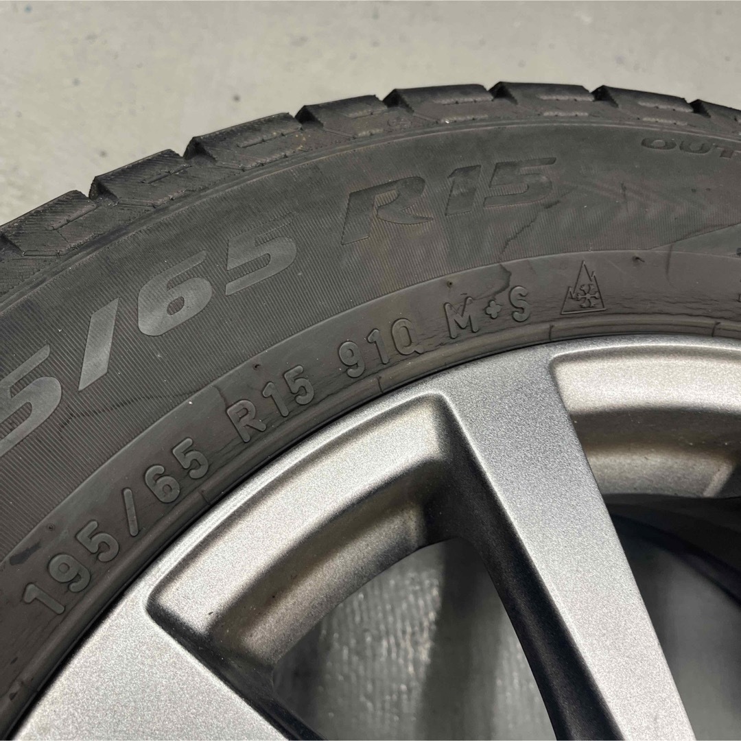 ピレリ - 日産セレナスタッドレスタイヤホイル付195/65R15の通販 ピレリ - 日産セレナスタッドレスタイヤホイル付195/65R15の通販