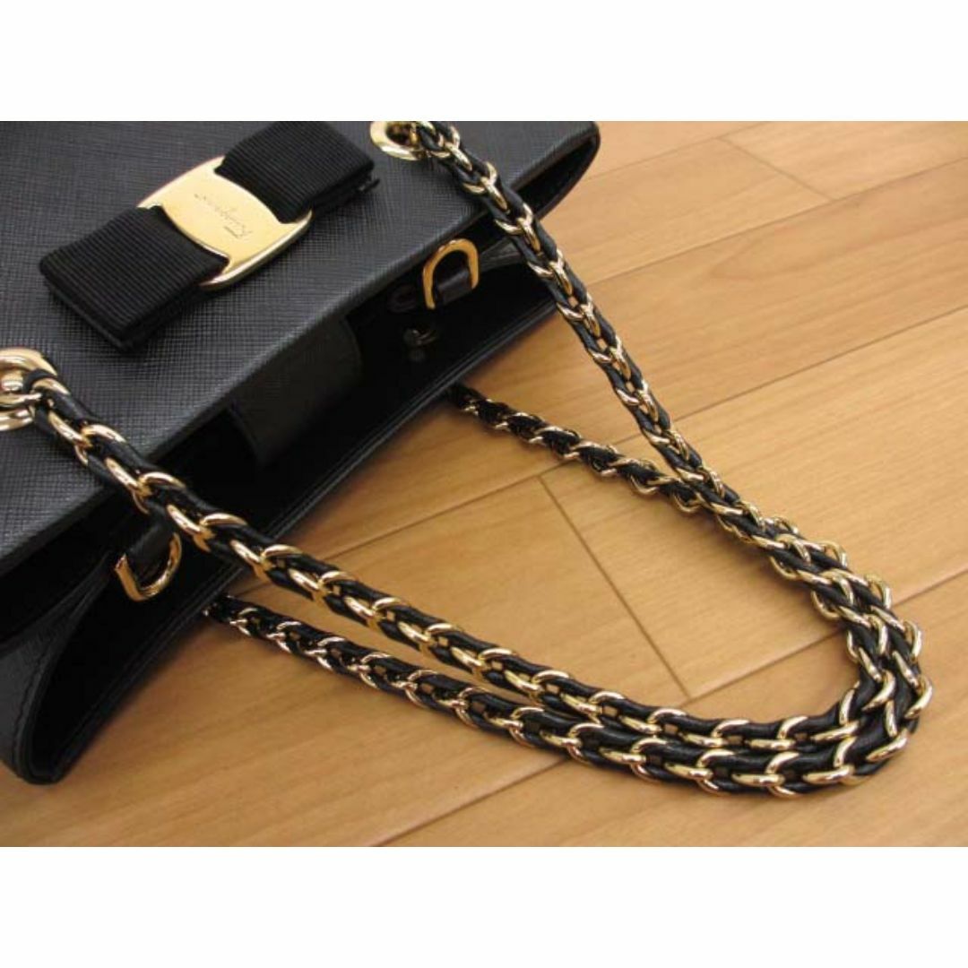 Salvatore Ferragamo - 美品 フェラガモ 21E998 ヴァラ VARA Salvatore Ferragamo - 美品 フェラガモ 21E998 ヴァラ VARA