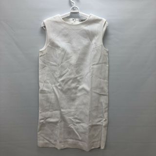 アクアスキュータム(AQUA SCUTUM)の【Aquascutum】アクアスキュータム ワンピース ノースリーブワンピース サイズ8 白系(その他)