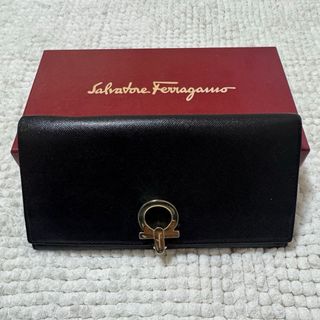 Salvatore Ferragamo(長財布)のフリマアイテム一覧 Salvatore Ferragamo(長財布)のフリマアイテム一覧