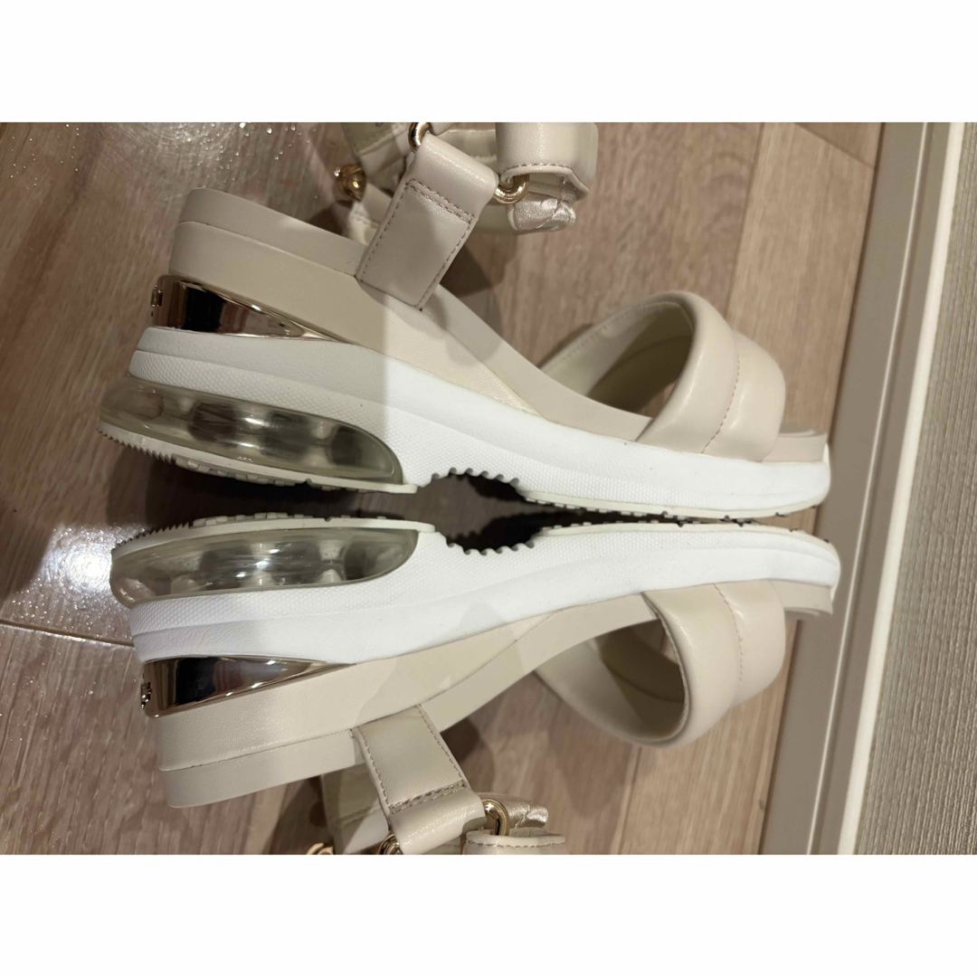 DIANA - ほぼ未使用 ダイアナ 軽量 エアクッションパデッドスポ DIANA - ほぼ未使用 ダイアナ 軽量 エアクッションパデッドスポ