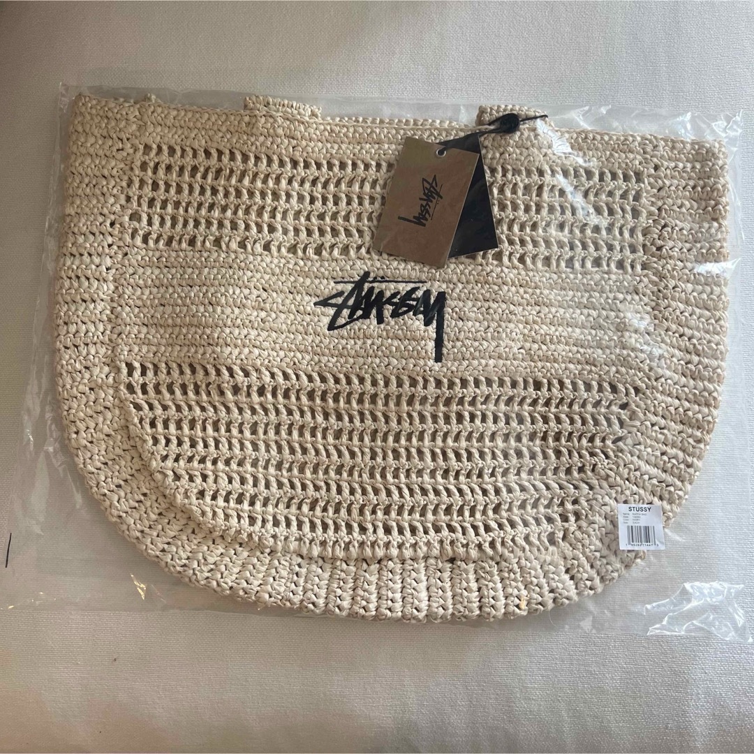 stussy RAFFIA TOTE BAG ホワイト ラフィア トートバッグの通販 stussy RAFFIA TOTE BAG ホワイト ラフィア トートバッグの通販