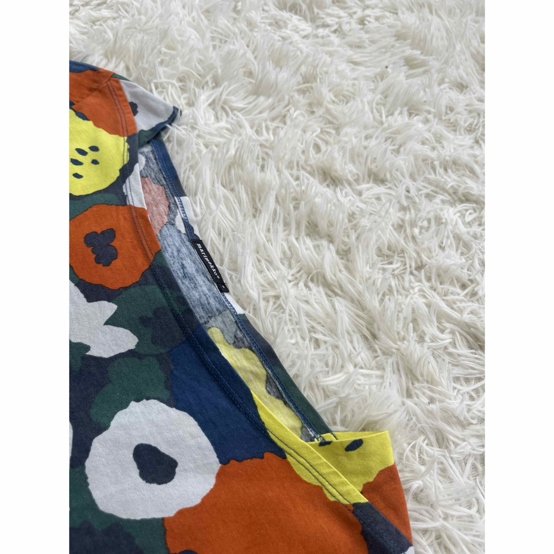marimekko - marimekko マリメッコ トップス ロンT 花柄 marimekko - marimekko マリメッコ トップス ロンT 花柄