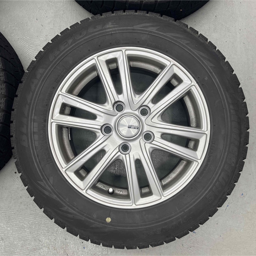 BRIDGESTONE - ヴォクシースタッドレスタイヤホイル付195/65R15 BRIDGESTONE - ヴォクシースタッドレスタイヤホイル付195/65R15