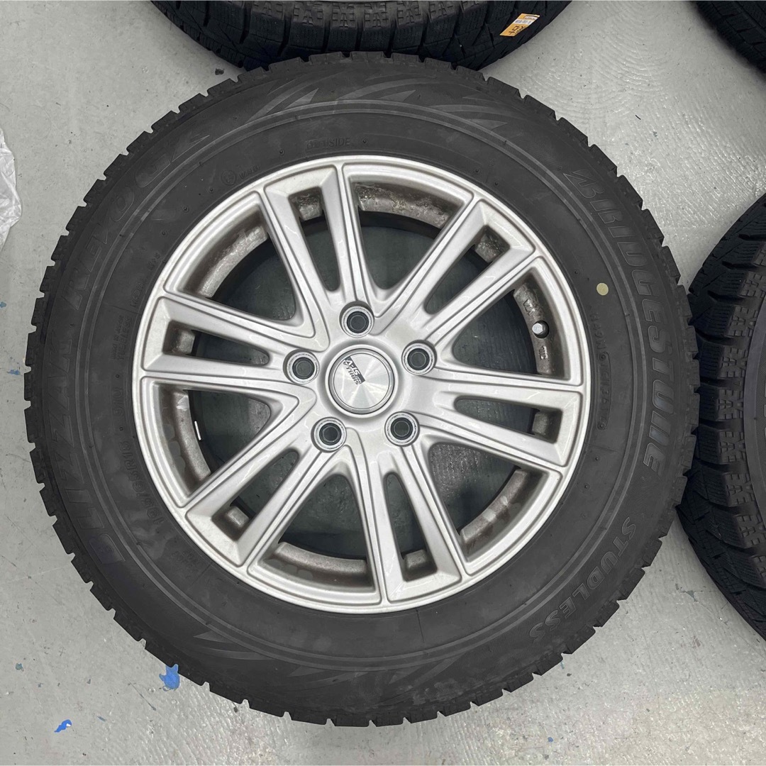 BRIDGESTONE - ヴォクシースタッドレスタイヤホイル付195/65R15 BRIDGESTONE - ヴォクシースタッドレスタイヤホイル付195/65R15